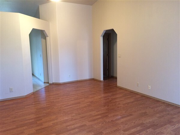 2147-2149 SW Canyon Dr in Redmond, OR - Building Photo - Building Photo