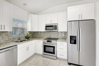 6340 Long Key Ln in Boynton Beach, FL - Building Photo - Building Photo
