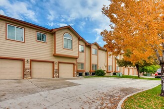 3260 E 103rd Pl-Unit -902 in Thornton, CO - Foto de edificio - Building Photo