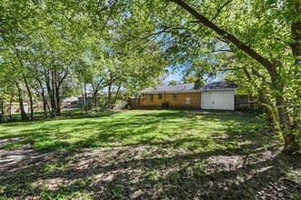 1209 Edgemont Dr in Mesquite, TX - Building Photo - Building Photo