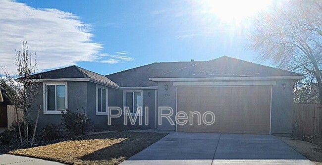 property at 1520 Golf Ct