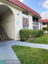 22775 SW 66th Ave in Boca Raton, FL - Building Photo - Building Photo