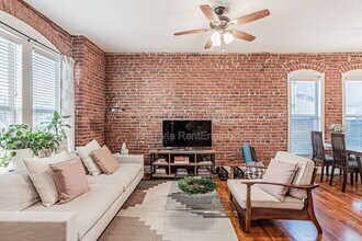 3033 Welton St in Denver, CO - Building Photo - Building Photo