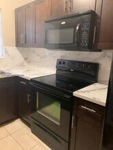 1139 SE 13th Ave in Homestead, FL - Building Photo - Building Photo