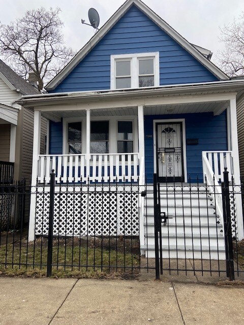 7340 S Aberdeen St in Chicago, IL - Foto de edificio