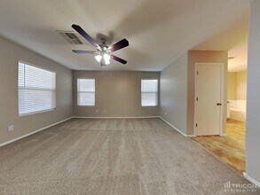 16959 W Central St in Surprise, AZ - Building Photo - Building Photo