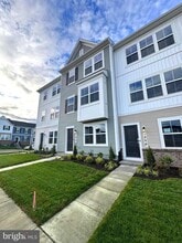 1252 Cedar Vly Rd in Ranson, WV - Building Photo - Building Photo