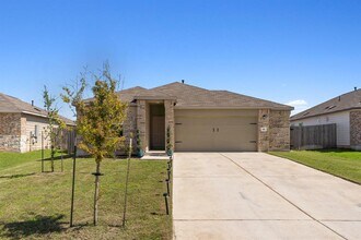185 Silver Springs Bend in Niederwald, TX - Building Photo - Building Photo
