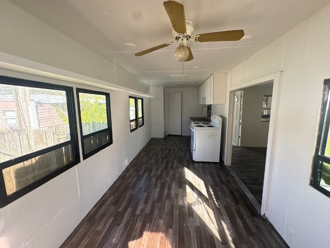 4115 Aurora Rd in Melbourne, FL - Building Photo - Building Photo