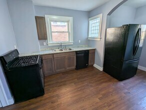 575 Neeb St in Pittsburgh, PA - Building Photo - Building Photo