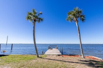 3524 S Atlantic Ave in Cocoa Beach, FL - Foto de edificio - Building Photo