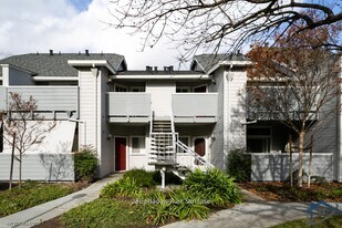 286 Shadow Run Dr, Unit Condo in San Jose, CA - Building Photo