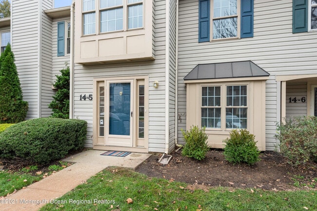 property at 14 Stuart Dr