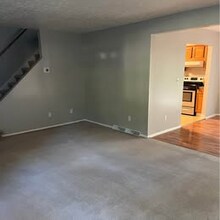 1267 Rosewood Dr NE in Warren, OH - Building Photo - Building Photo