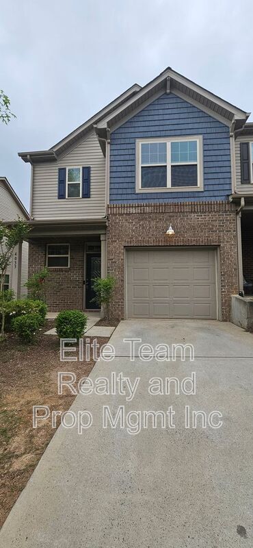property at 4033 Black Walnut Wy