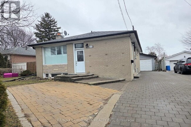 property at 315 Rossland Rd W