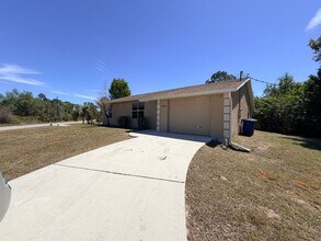 1224 Hamilton Ave in Lehigh Acres, FL - Building Photo - Building Photo