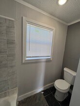 812 48th St in Lubbock, TX - Building Photo - Building Photo