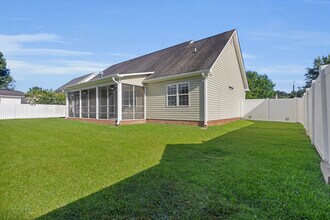 110 Delanie Way in New Bern, NC - Building Photo - Building Photo