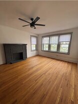 111-113 Harrison St in Oak Park, IL - Building Photo