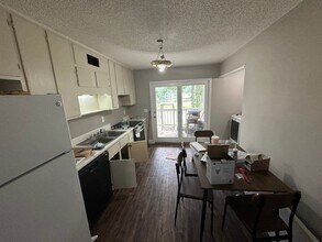 1957 Darryl Dr in Tallahassee, FL - Building Photo - Building Photo