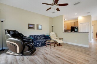 28 W Esther St in Orlando, FL - Building Photo - Building Photo