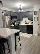 19820 N 13th Ave, Unit 214 in Phoenix, AZ - Building Photo - Building Photo