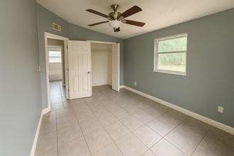 5321 Davisson Ave in Orlando, FL - Building Photo - Building Photo