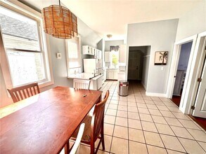 693 Thames St in Newport, RI - Building Photo - Building Photo