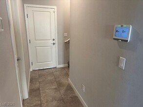 10962 Bristol Pk Ave in Las Vegas, NV - Building Photo - Building Photo