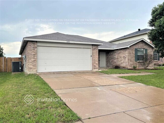 1451 Queen Annes Dr in Burleson, TX - Building Photo - Building Photo