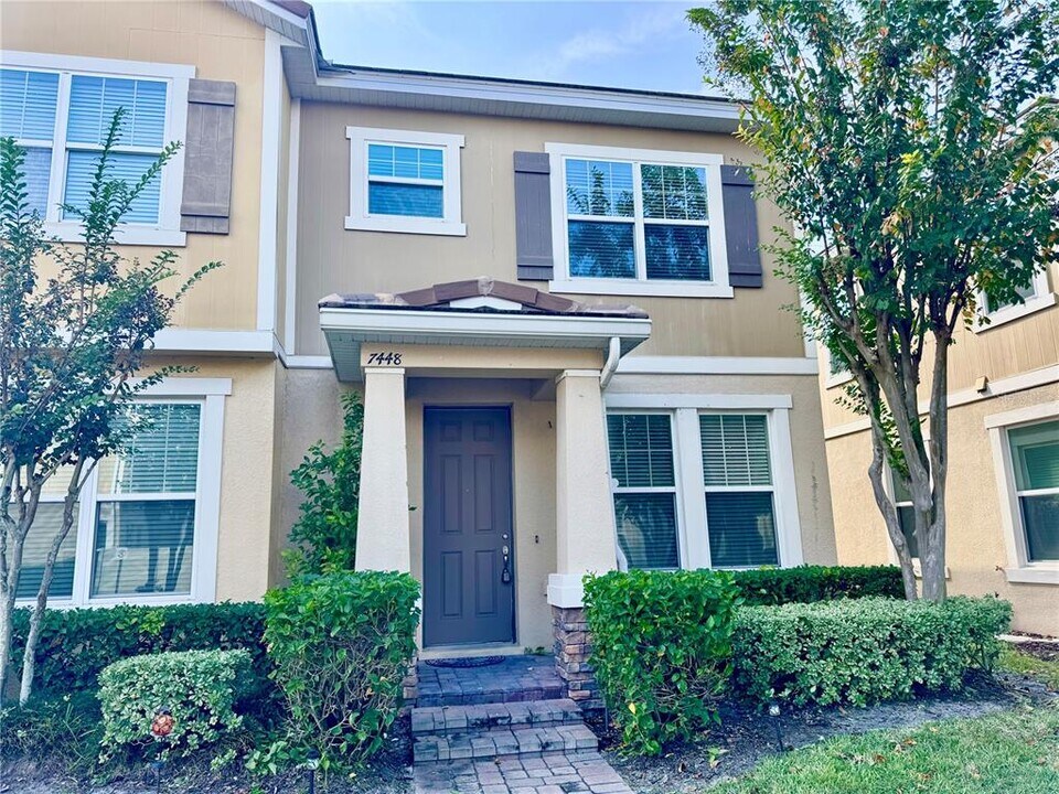 7448 Leighside Dr in Windermere, FL - Building Photo
