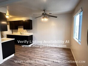 697 White Cloud Dr in Boise, ID - Building Photo - Building Photo