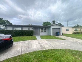 3508 NW 23rd St in Lauderdale Lakes, FL - Building Photo