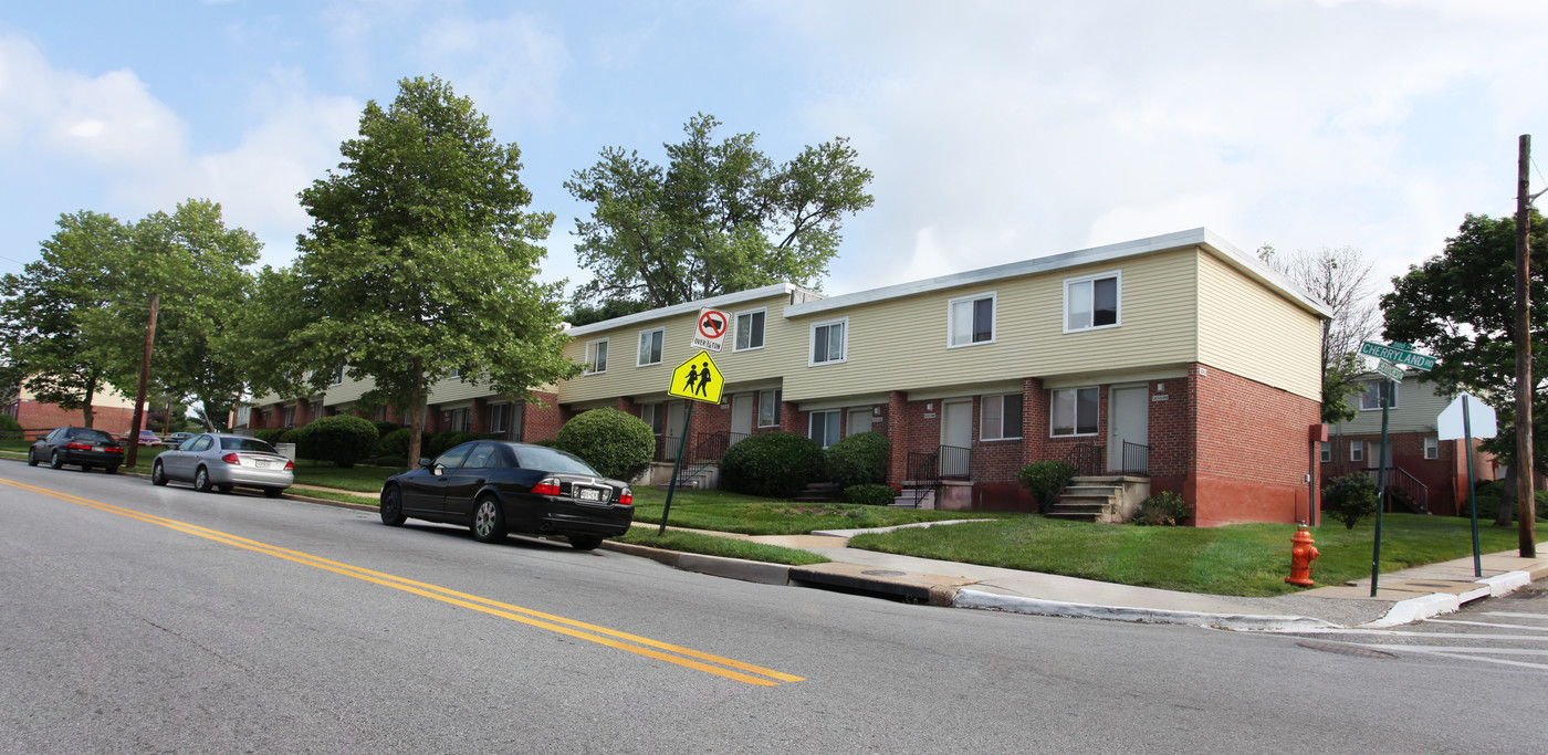 Cherry Hill Apartments in Brooklyn, MD - Building Photo