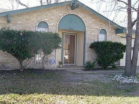6216 Locust St in Rowlett, TX - Building Photo