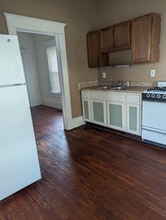 102 S 19th St in Murphysboro, IL - Foto de edificio - Building Photo