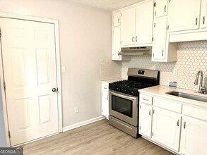 86 Church St in Mcdonough, GA - Building Photo - Building Photo