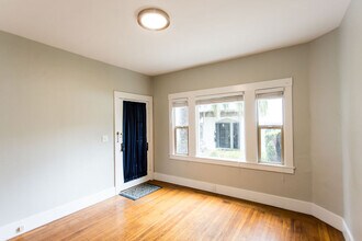 2329 Parker St, Unit parker in Berkeley, CA - Foto de edificio - Building Photo