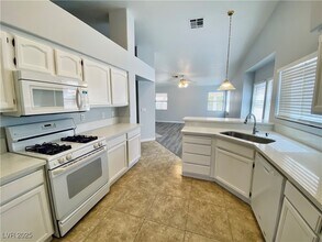 7846 Fandango Ct in Las Vegas, NV - Building Photo - Building Photo