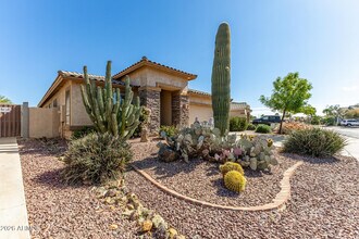 202 E Rock Wren Dr in San Tan Valley, AZ - Building Photo - Building Photo