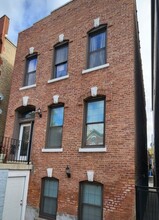 1245 N Cleaver St in Chicago, IL - Building Photo - Building Photo