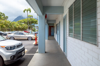 Na Pali Gardens in Kaneohe, HI - Foto de edificio - Building Photo