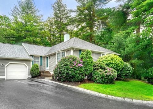 property at 501 Lexington St