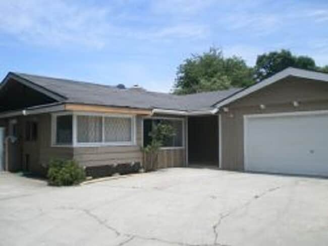 property at 4325 Cayucos Ave