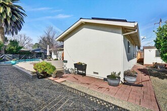 1966 Westover Dr in Pleasant Hill, CA - Building Photo - Building Photo