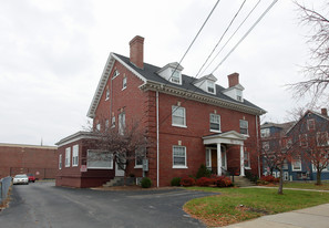 43 Lafayette Ave Apartments