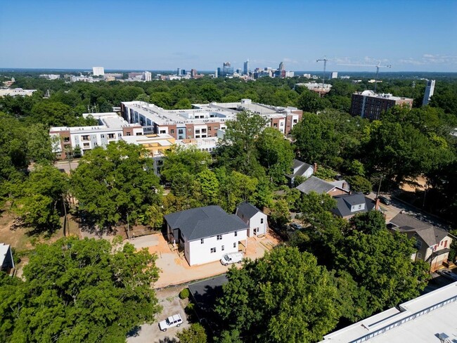 2209 Garden Pl in Raleigh, NC - Building Photo - Building Photo