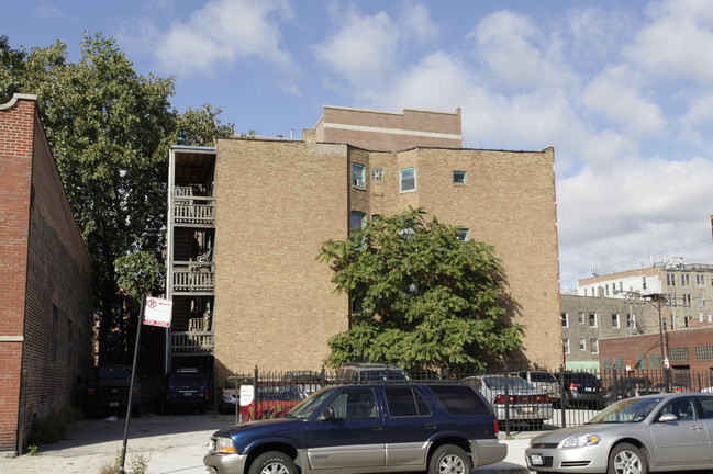 707 W Grand Ave in Chicago, IL - Foto de edificio - Building Photo