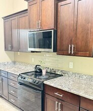 7968 Lola Cir in Navarre, FL - Building Photo - Building Photo